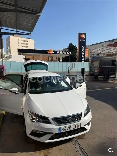 Usado Seat Leon FR 150 CV (110 kW) 2020 Blanco Berlina