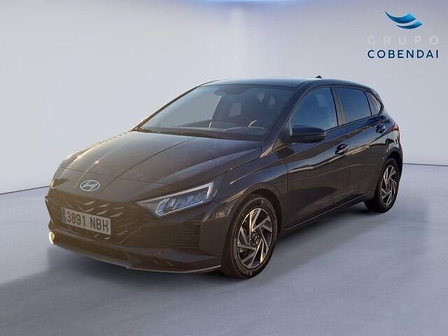 Gris Usado 2025 Hyundai i20 Berlina | 19.890 € (Precio justo) - Imagen 1/4