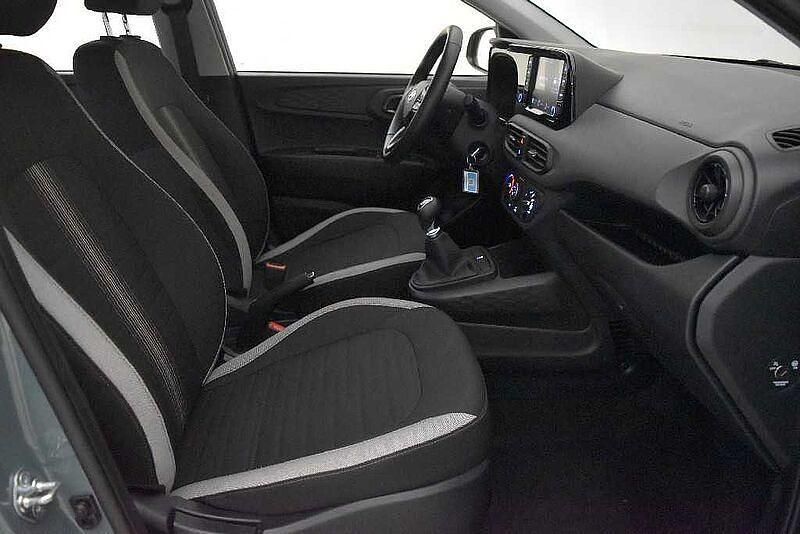 Usado Hyundai i10 67 CV (49 kW) 2025 Verde Utilitario