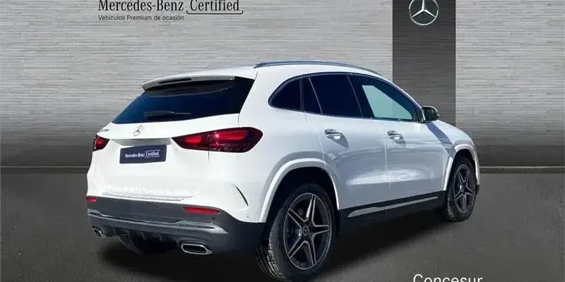 Usado Mercedes GLA200 163 CV (119 kW) 2025 Blanco SUV