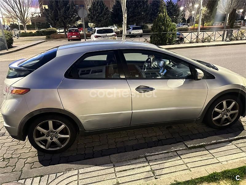 Usado Honda Civic Sport 140 CV (102 kW) 2006 Gris / plata Berlina
