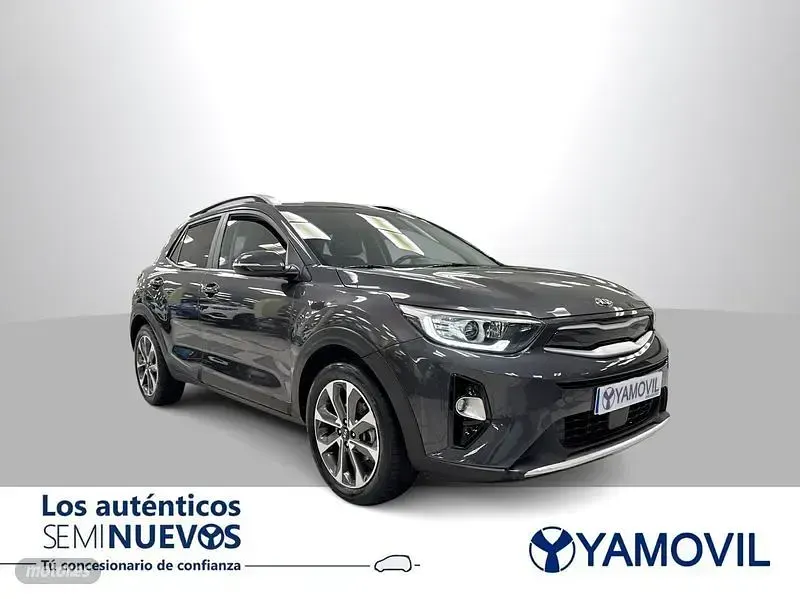 Usado Kia Stonic 120 CV (88 kW) 2017 Gris SUV