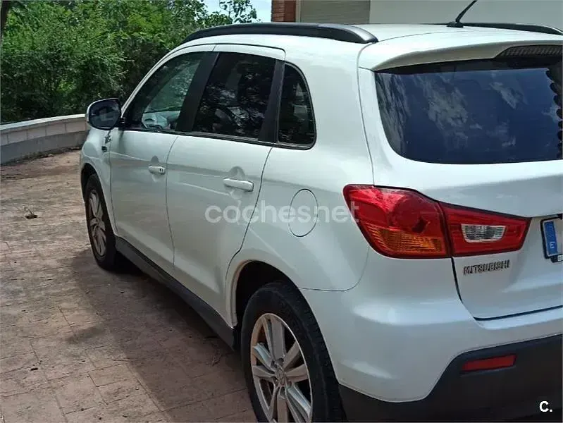 Usado Mitsubishi ASX 150 CV (110 kW) 2010 Blanco SUV