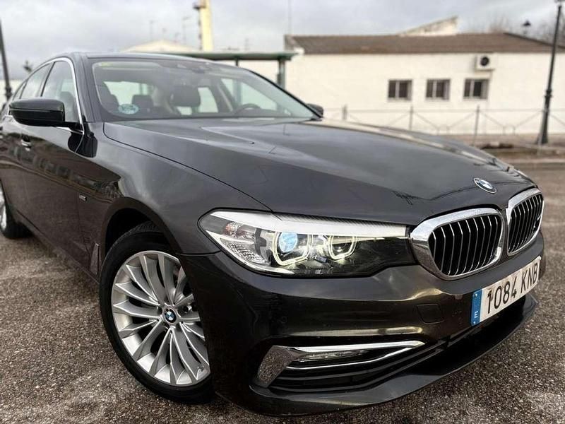 Usado BMW 520 Luxury Line 190 CV (139 kW) 2018 Negro Berlina