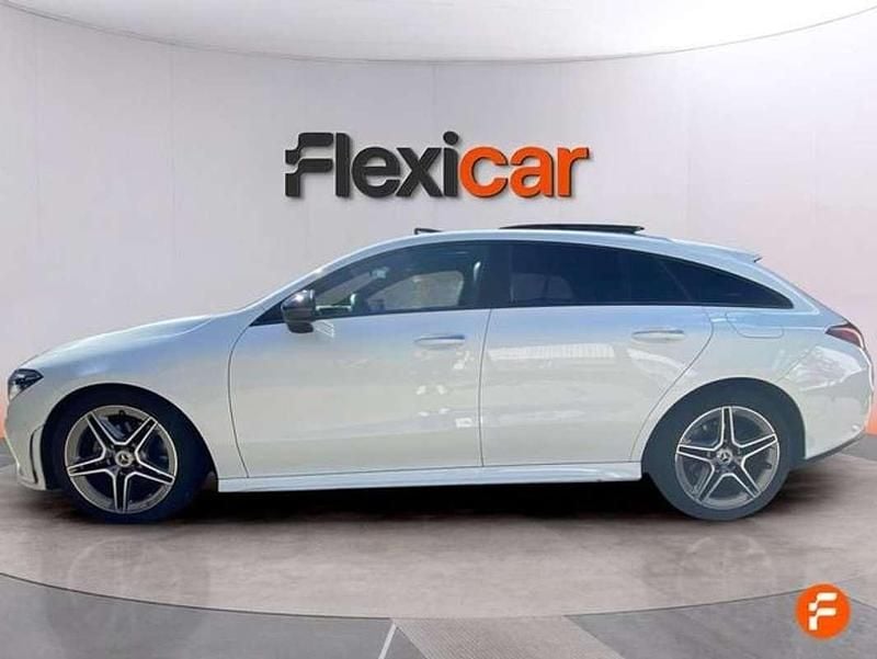 Usado Mercedes CLA180 Shooting Brake 136 CV (100 kW) 2023 Blanco Familiar