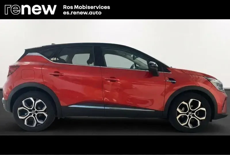 Usado Renault Captur 140 CV (102 kW) 2022 Rojo SUV