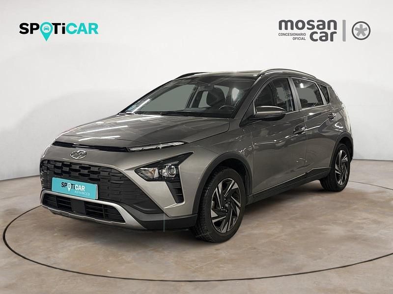 Usado Hyundai Bayon 84 CV (61 kW) 2021 Gris plata metalizado SUV