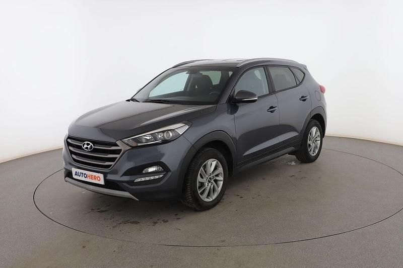 Gris Usado 2018 Hyundai Tucson SUV | 16.799 € (Un poco caro) - Imagen 1/3