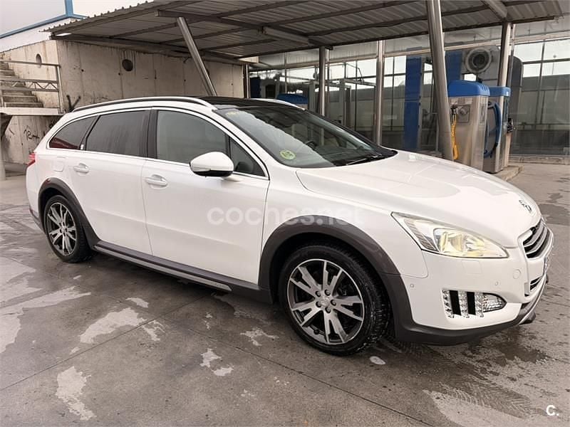 Usado Peugeot 508 RXH 200 CV (147 kW) 2012 Blanco Familiar