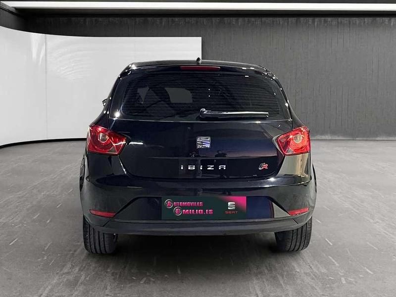 Usado Seat Ibiza ST Style 105 CV (77 kW) 2016 Negro Familiar