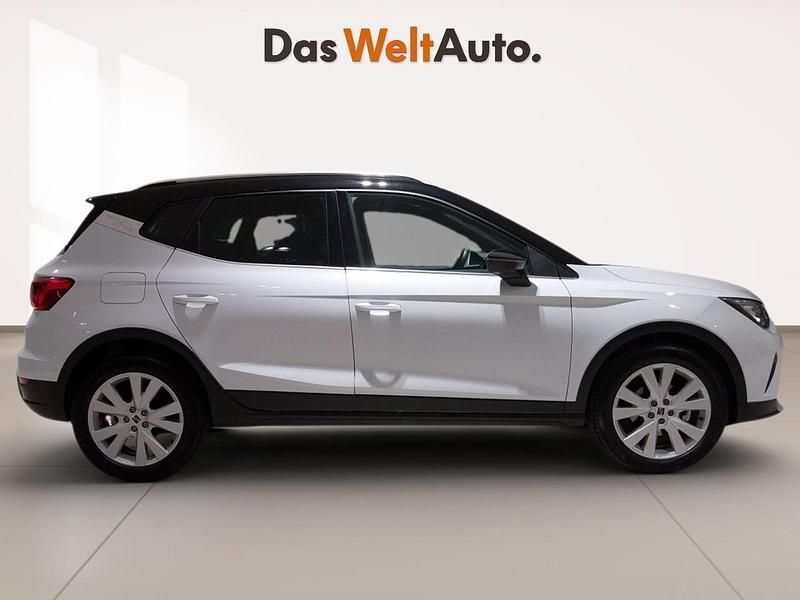 Usado Seat Arona Xperience 115 CV (84 kW) 2025 Blanco SUV