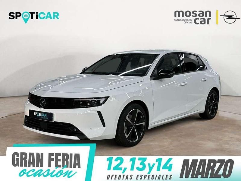 Usado Opel Astra Edition 110 CV (80 kW) 2024 Blanco Utilitario