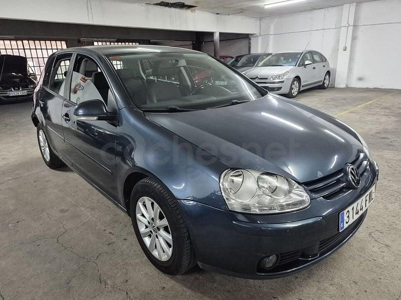 Usado VW Golf V Highline 105 CV (77 kW) 2007 Azul Berlina