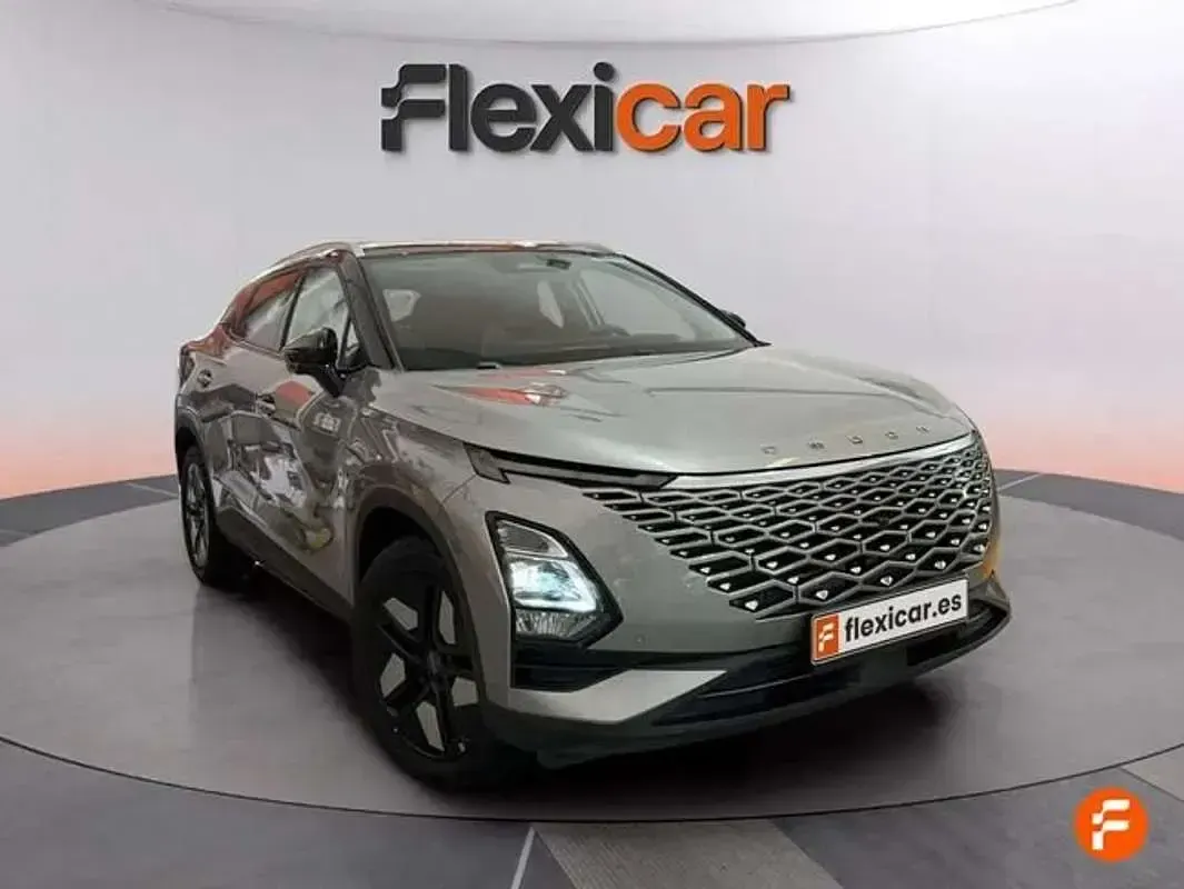 Usado Omoda 5 147 CV (108 kW) 2025 Gris SUV