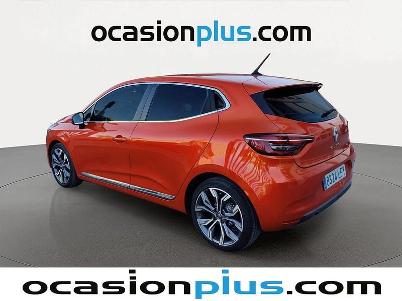 Usado Renault Clio V Zen 101 CV (74 kW) 2020 Naranja Utilitario