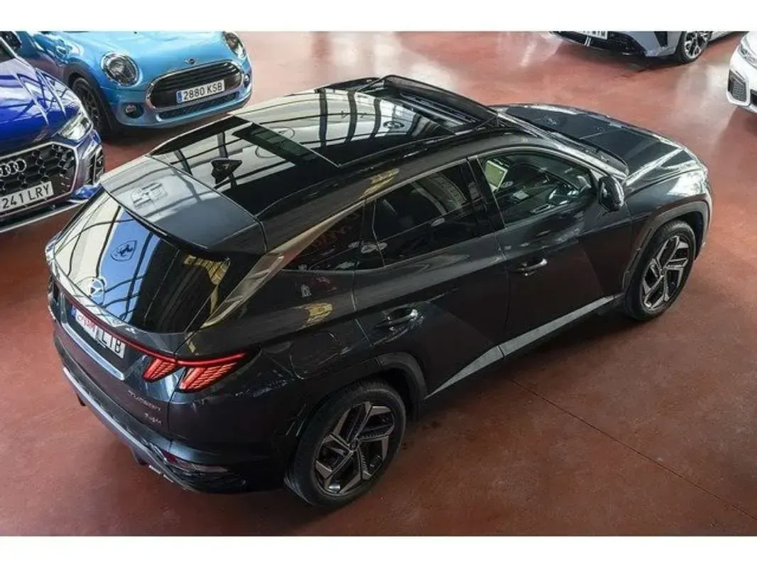 Usado Hyundai Tucson Style 265 CV (194 kW) 2021 Gris SUV