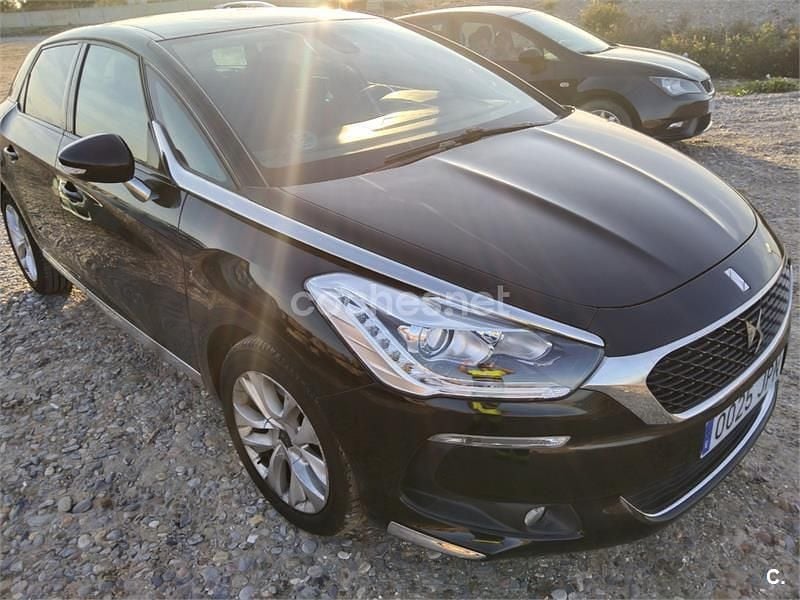 Negro Usado 2016 DS Automobiles DS5 Utilitario | 13.900 € (Un poco caro) - Imagen 1/4