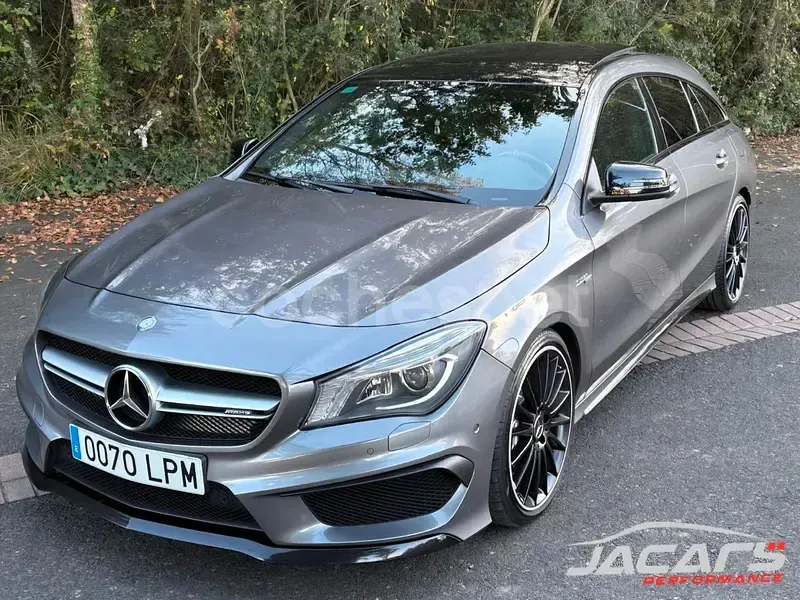Usado Mercedes CLA45 AMG Shooting Brake 381 CV (280 kW) 2016 Gris / plata Familiar