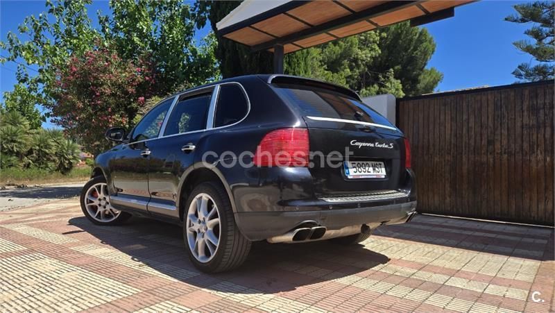 Negro Usado 2006 Porsche Cayenne Turbo S SUV | 14.800 € - Imagen 1/4
