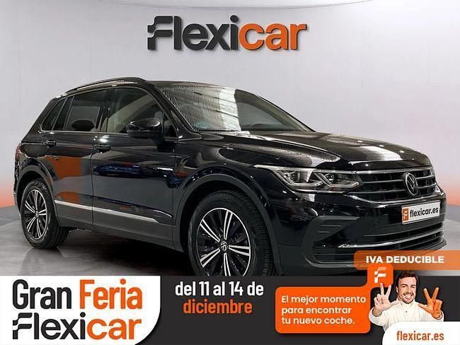 Usado VW Tiguan Life 150 CV (110 kW) 2021 Negro SUV