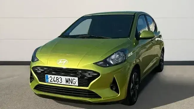Usado Hyundai i10 67 CV (49 kW) 2024 Verde Utilitario