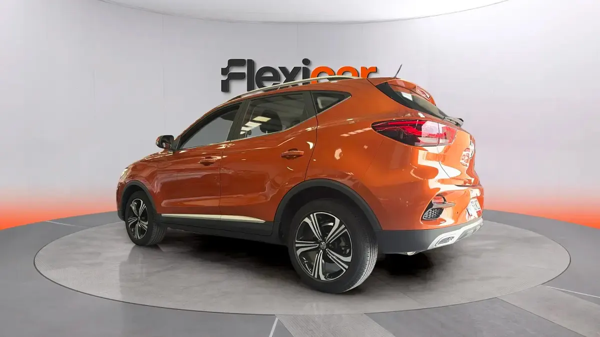Usado MG ZS Comfort 106 CV (77 kW) 2023 Naranja SUV