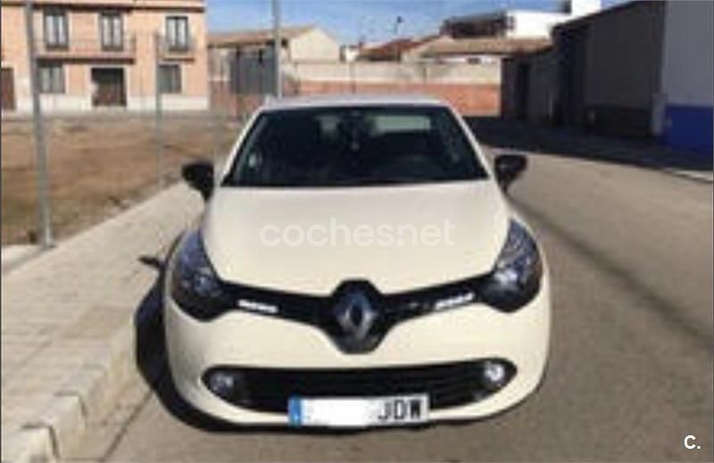 Usado Renault Clio IV Business 75 CV (55 kW) 2015 Beige Berlina