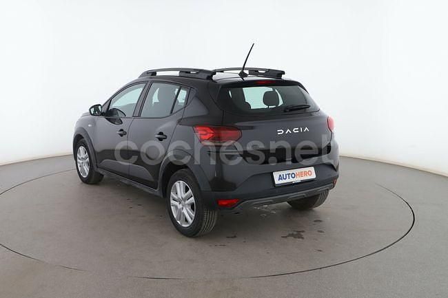 Usado Dacia Sandero Expression 91 CV (66 kW) 2024 Negro Utilitario