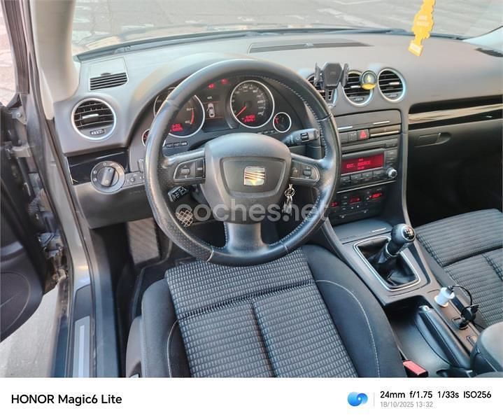 Usado Seat Exeo Sport 170 CV (125 kW) 2012 Gris / plata Berlina