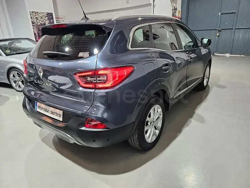 Usado Renault Kadjar Life 130 CV (95 kW) 2016 Azul SUV