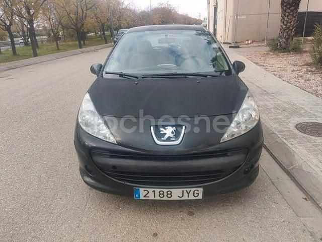 Negro Usado 2006 Peugeot 207 Berlina | 2800 € (Precio justo) - Imagen 1/4