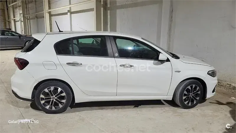Usado Fiat Tipo Mirror 95 CV (69 kW) 2021 Blanco Berlina