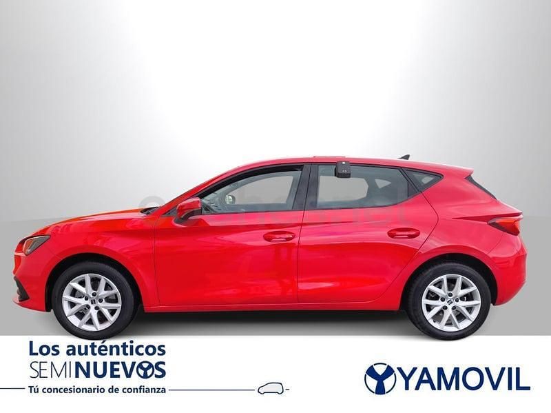 Usado Seat Leon Reference 110 CV (80 kW) 2021 Azul Berlina