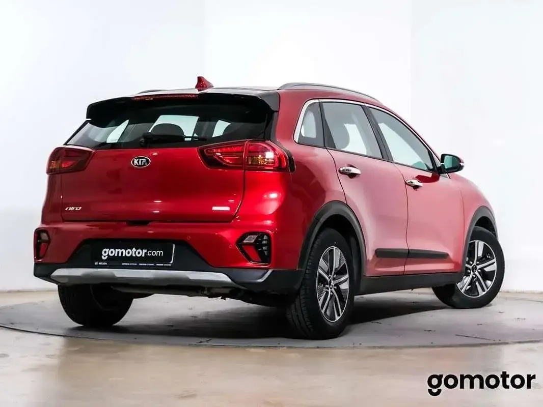 Usado Kia Niro 141 CV (103 kW) 2020 Rojo SUV