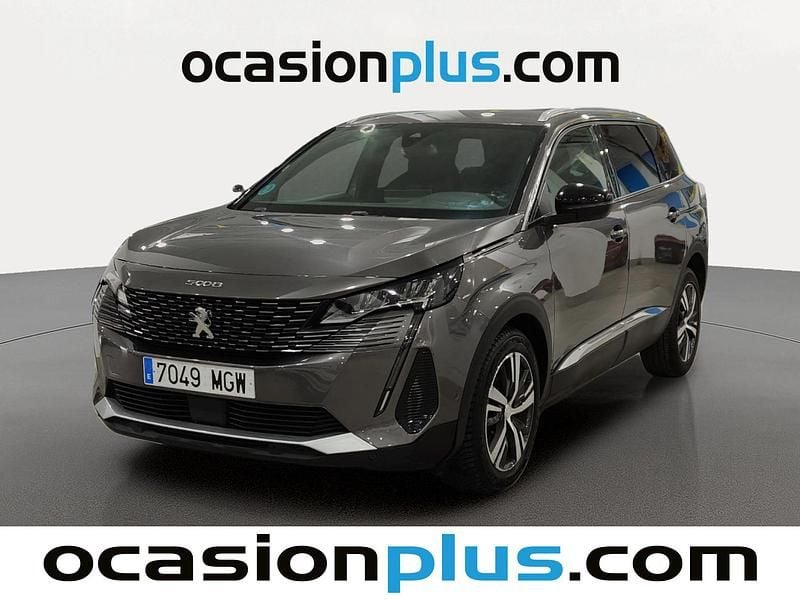 Usado Peugeot 5008 Allure 131 CV (96 kW) 2023 Gris plata SUV