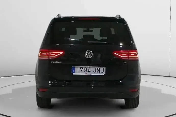 Usado VW Touran Advance 110 CV (80 kW) 2016 Monovolumen