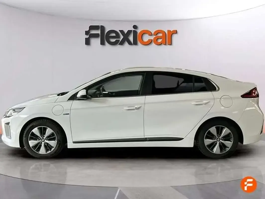 Usado Hyundai Ioniq Style 141 CV (103 kW) 2019 Blanco Utilitario