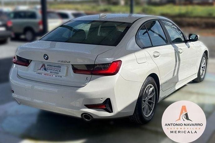 Käytetty BMW 320 Efficient Dynamics 190 HP (139 kW) 2019 Sedan