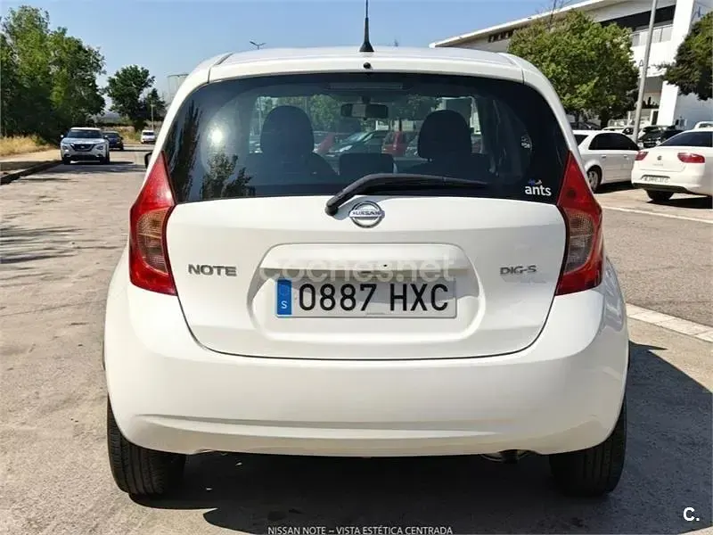 Usado Nissan Note Acenta 80 CV (58 kW) 2014 Blanco Utilitario