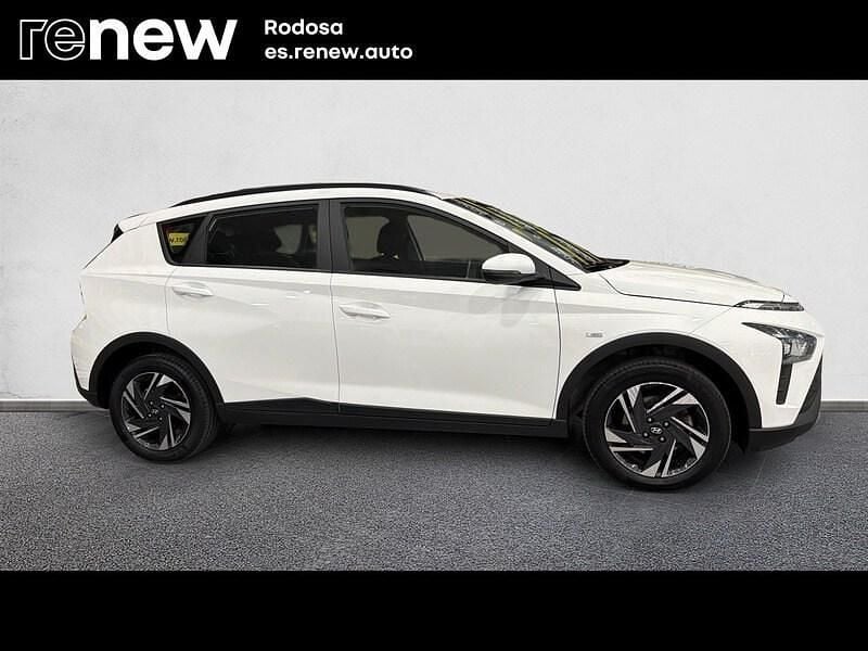 Usado Hyundai Bayon 100 CV (73 kW) 2023 Blanco SUV