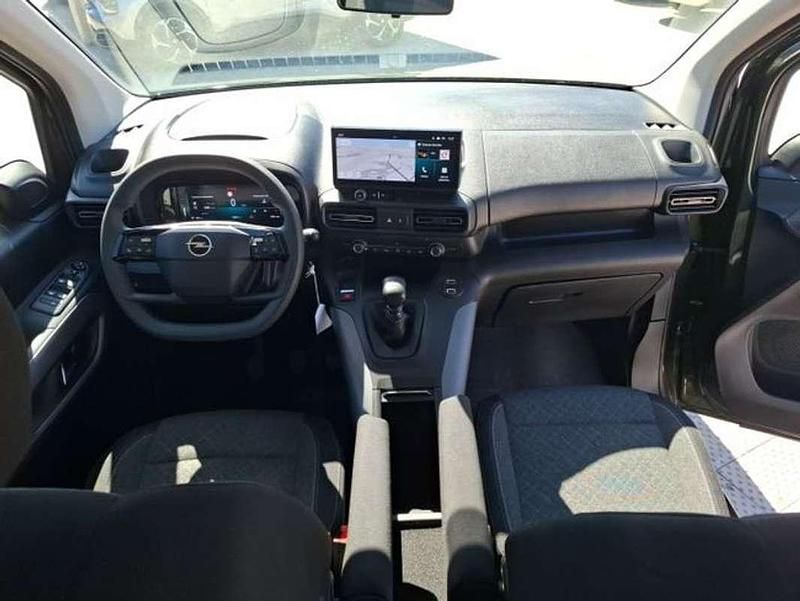 Usado Opel Combo 102 CV (75 kW) 2025 Verde Berlina