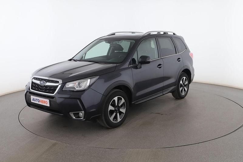 Gris Usado 2019 Subaru Forester SUV | 23.899 € (Precio justo) - Imagen 1/3