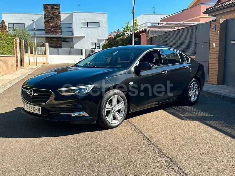 Negro Usado 2018 Opel Insignia Excellence Berlina | 12.900 € (Precio justo) - Imagen 1/4