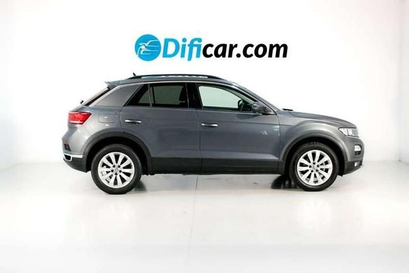 Usado VW T-Roc Advance 117 CV (86 kW) 2020 Gris SUV
