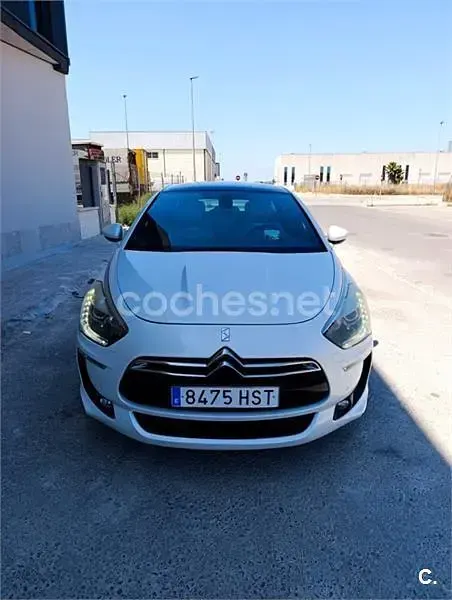 Usado Citroën DS5 200 CV (147 kW) 2013 Blanco Utilitario