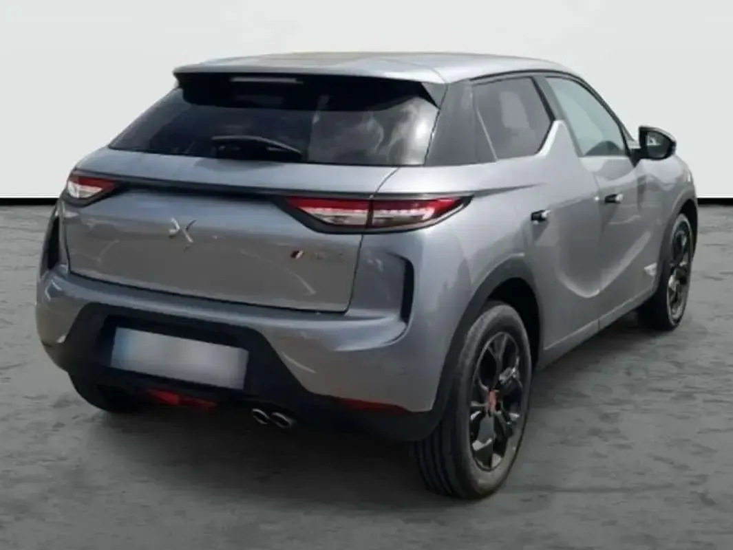 Usado DS Automobiles DS3 97 CV (71 kW) 2022 Gris Berlina
