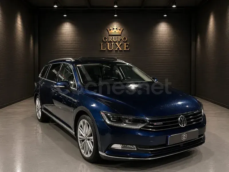 Usado VW Passat Sportline 240 CV (176 kW) 2016 Azul Familiar