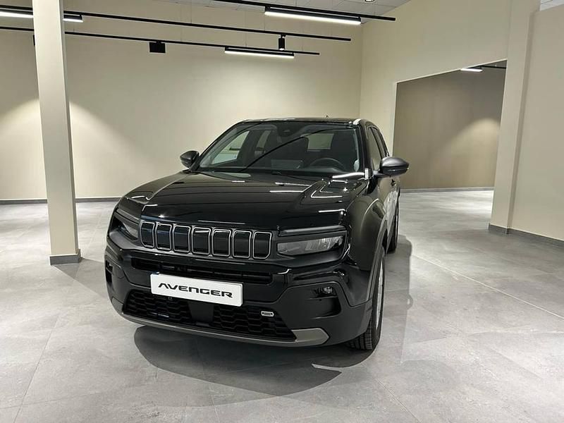 Usado Jeep Avenger Longitude 100 CV (73 kW) 2023 Negro SUV