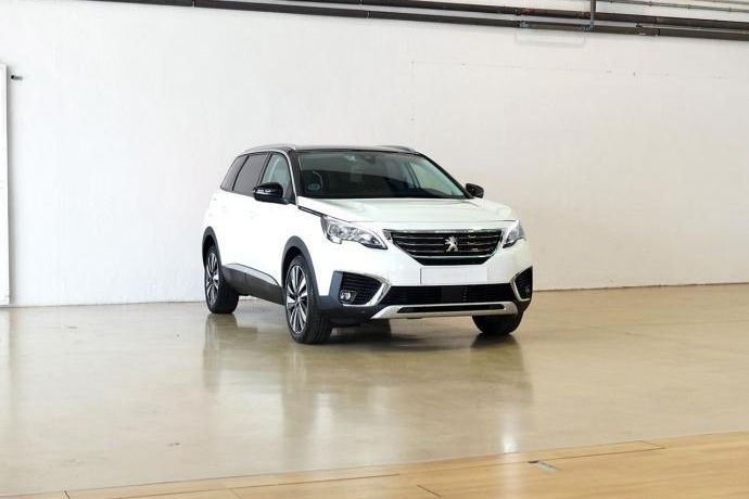 Usado Peugeot 5008 Allure 130 CV (95 kW) 2019 Monovolumen