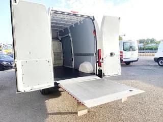 Usado Peugeot Boxer 130 CV (95 kW) 2018 Blanco Van